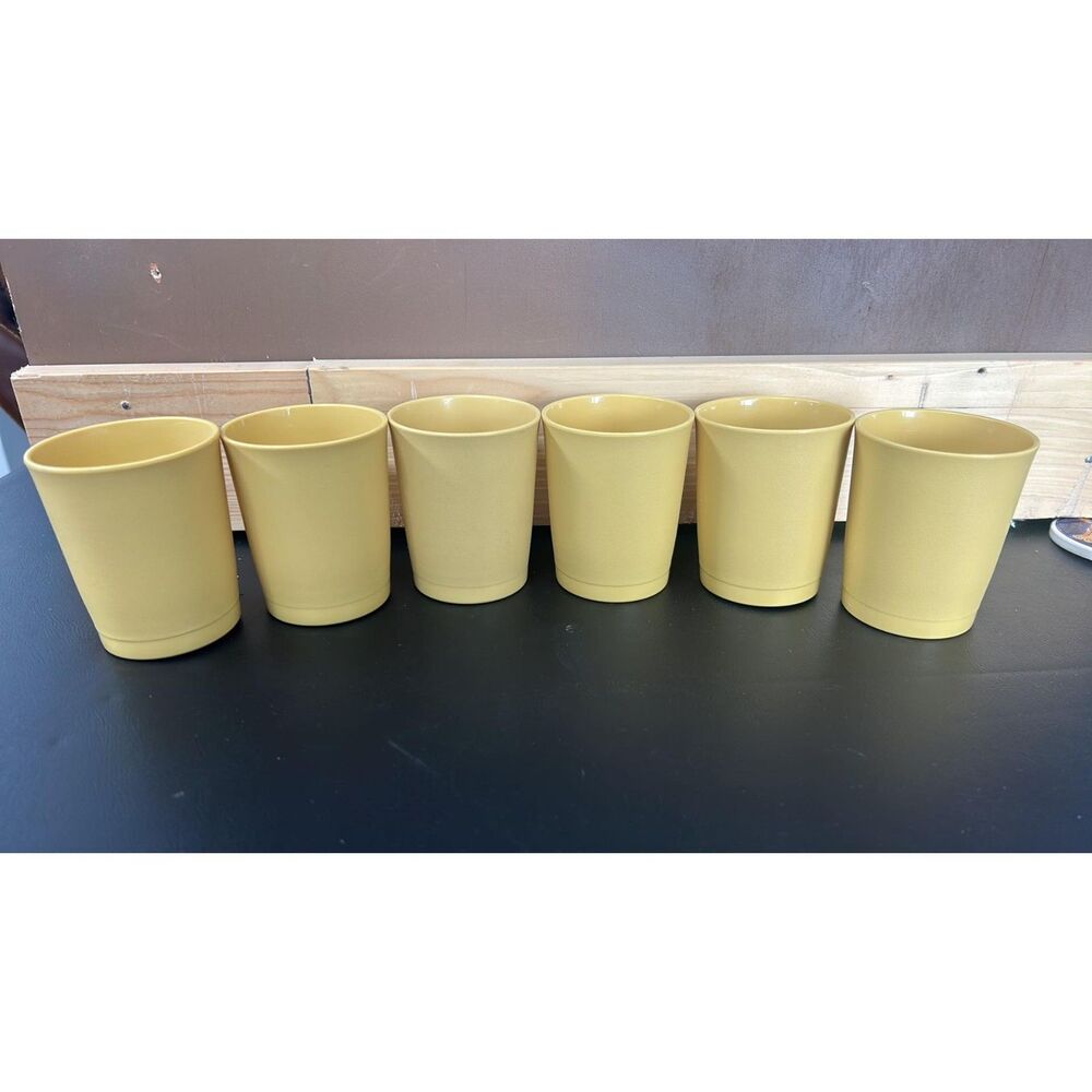 Lot of 6  Vintage Tupperware Yellow Glasses #1251